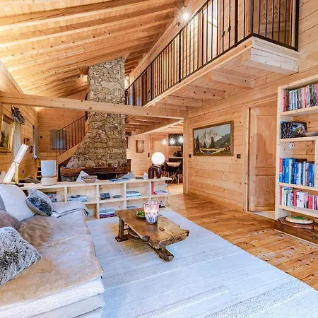 De Luxe Aux Allues Chalet